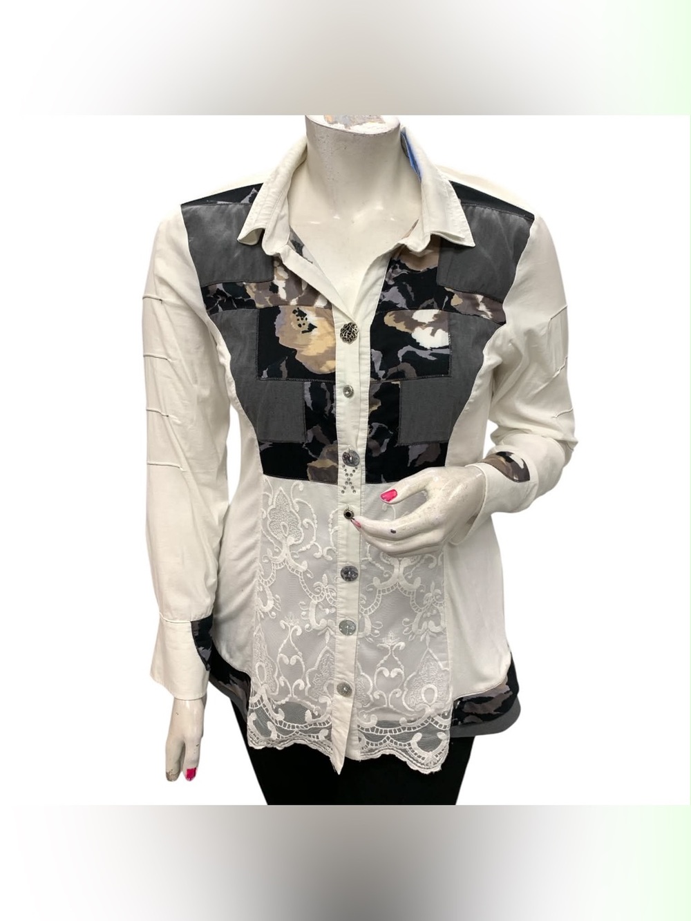 Jane & John Cream Patchwork Lace Button-Down Shirt Size L